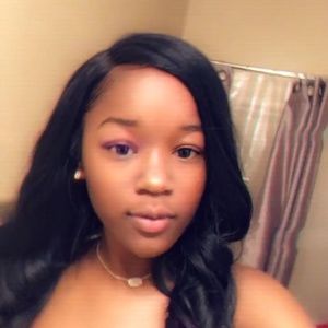 Meet your Posher, Gabby